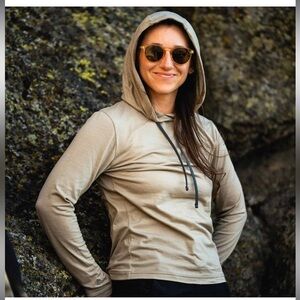 Ridge Merino Solstice Sun Hoodie, size A, Coyote
